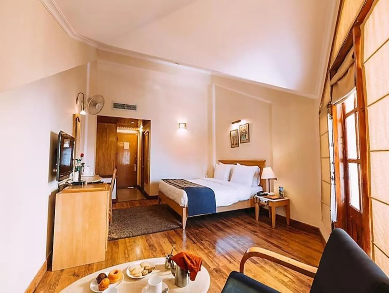 Hotel Willow Banks - Boutique 4 Star Hotel On The Mall Road Shimla
