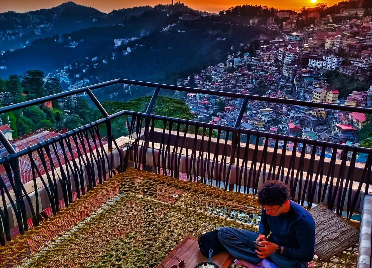 Hotel Willow Banks - Boutique 4 Star Hotel On The Mall Road Shimla
